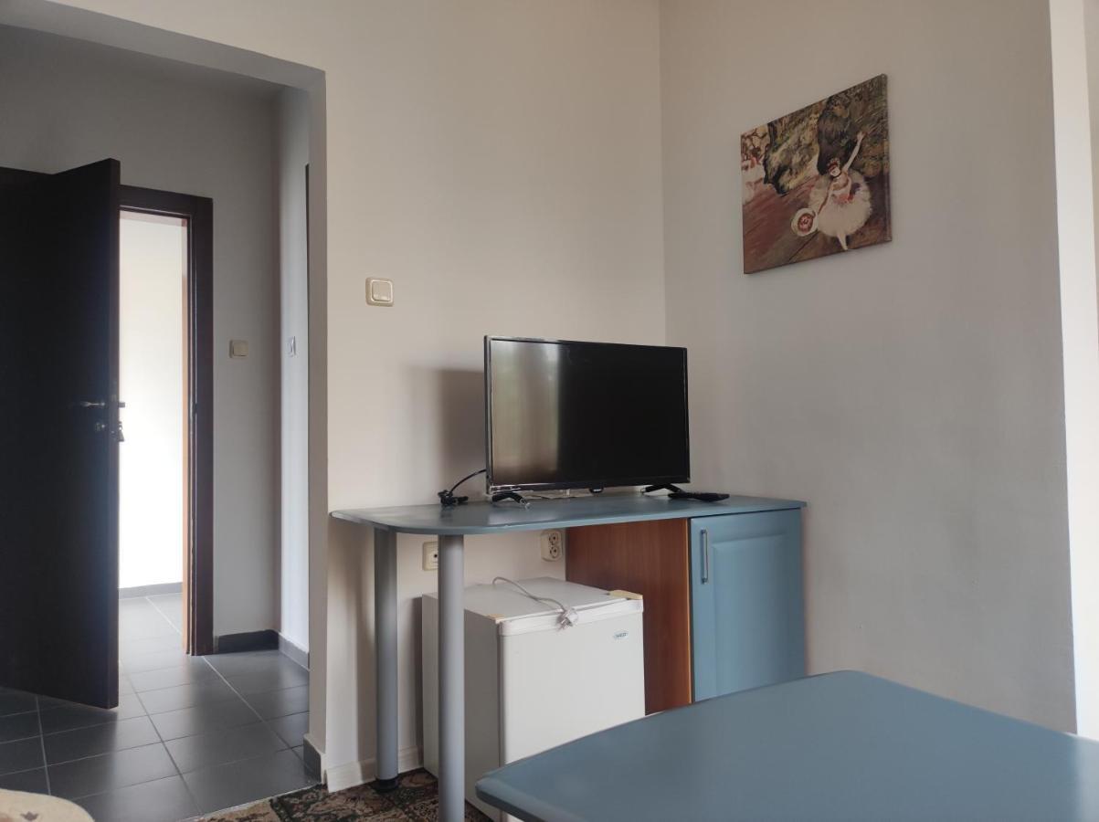 Кианти Hotel Kurdzhali Bagian luar foto