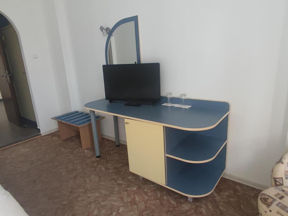 Кианти Hotel Kurdzhali Bagian luar foto