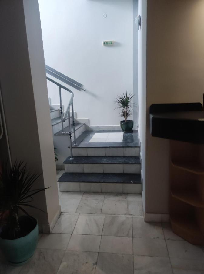Кианти Hotel Kurdzhali Bagian luar foto